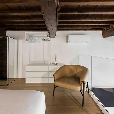 Palazzo Bardi N 1 * Firenze
